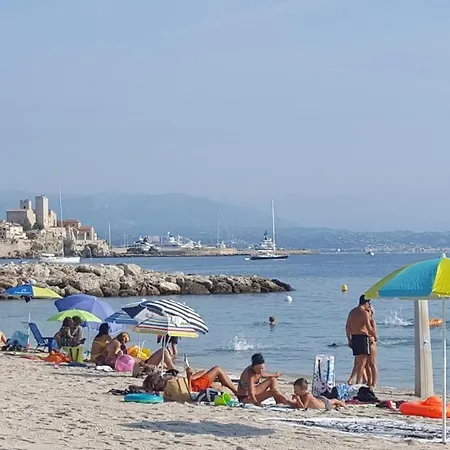 Magnifique De La Garoupe Au Cap D'antibes à 300m Des Plages Casa de Férias
