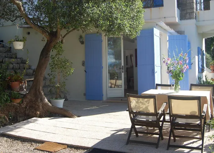 Casa de Férias Magnifique De La Garoupe Au Cap D'antibes à 300m Des Plages
