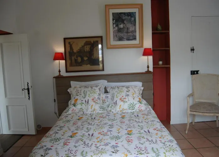 Casa de Férias Magnifique De La Garoupe Au Cap D'antibes à 300m Des Plages *