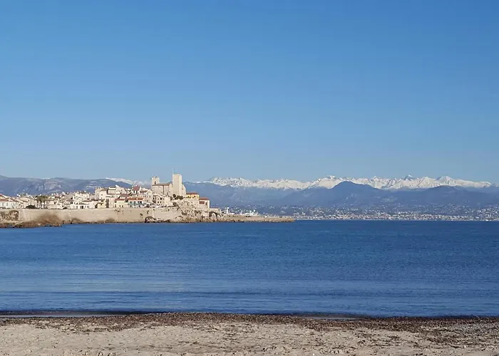 Magnifique De La Garoupe Au Cap D'antibes à 300m Des Plages Casa de Férias Antibes