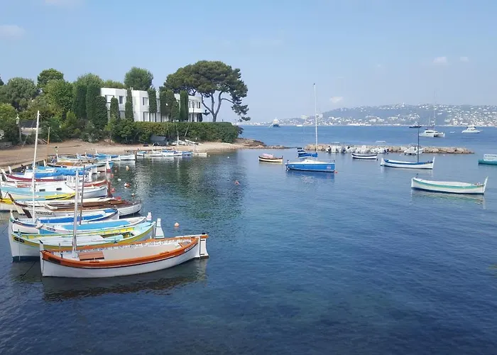 Magnifique De La Garoupe Au Cap D'antibes à 300m Des Plages Casa de Férias *