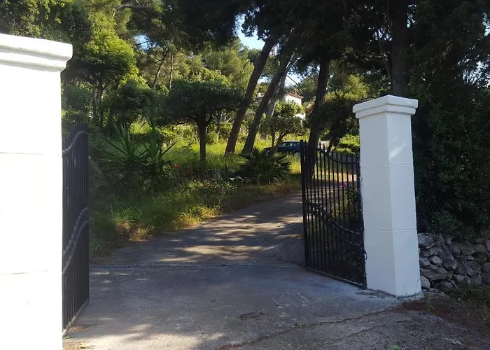 Magnifique De La Garoupe Au Cap D'antibes à 300m Des Plages Casa vacanze *